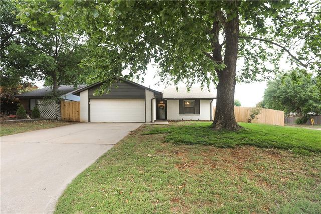 12301 SW 15th Terrace, Yukon, OK 73099