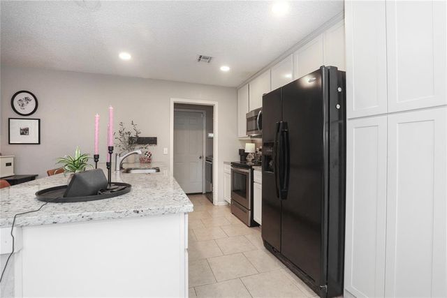 12301 SW 15th Terrace, Yukon, OK 73099
