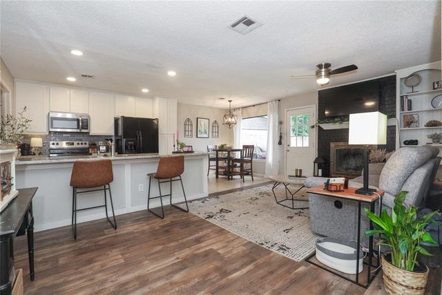 12301 SW 15th Terrace, Yukon, OK 73099