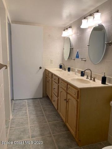 3170 N Atlantic Avenue 112, Cocoa Beach, FL 32931