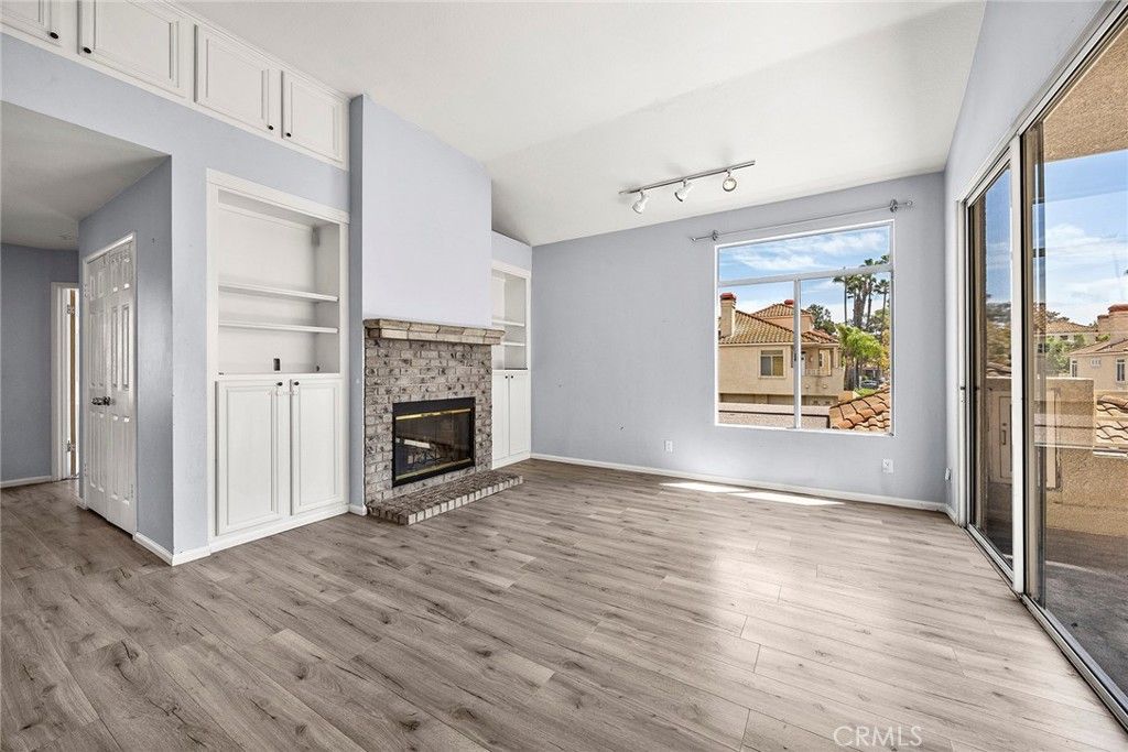 3195 Altura Court 201, Corona, CA 92882 — photo 4