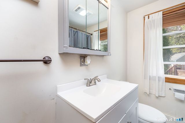 2168 Mount Vernon Road, Southington, CT 06489