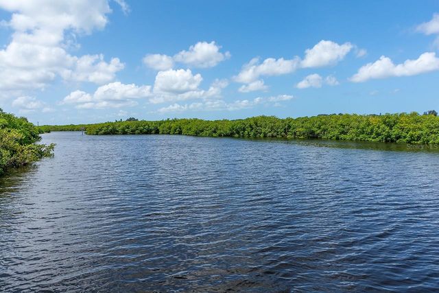 1428 BLUE HORIZON CIRCLE, Bradenton, FL 34208