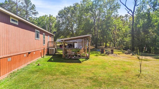 77 Twin Creek Drive, Huntsville, TX 77320