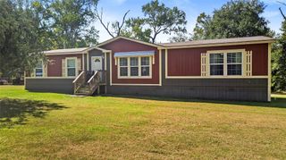 77 Twin Creek Drive, Huntsville, TX 77320