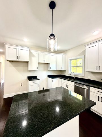 114 Honeysuckle Ln, Sparta, TN 38583