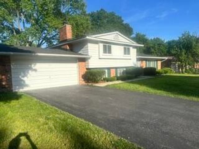6709 Wild Ridge Lane, West Bloomfield, MI 48322