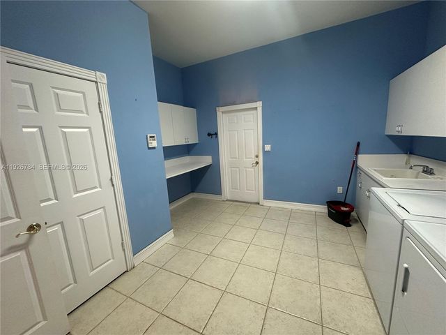 15335 SW 80th Ave, Palmetto Bay, FL 33157