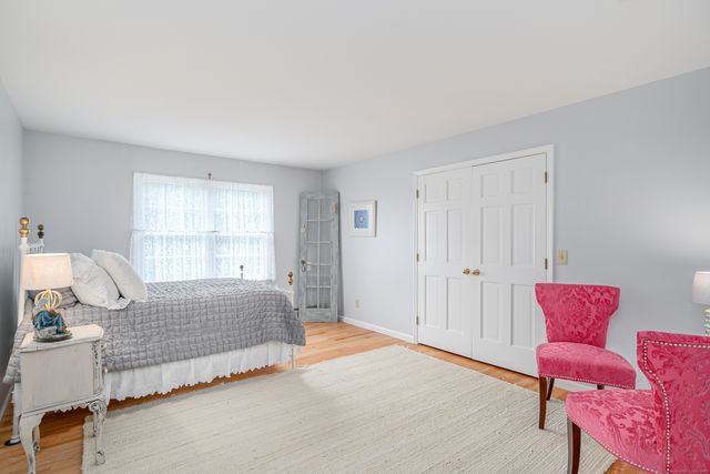 20 Laura Drive, Danbury, CT 06811