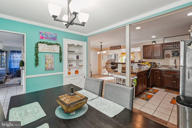 10 BENTLY LANE, Willingboro, NJ 08046