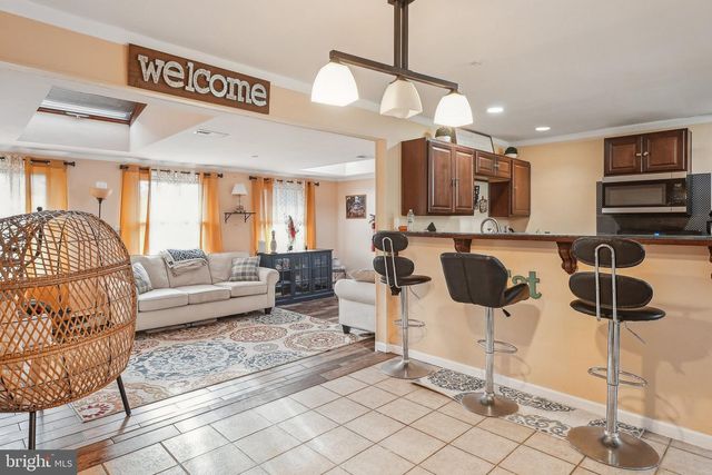 10 BENTLY LANE, Willingboro, NJ 08046