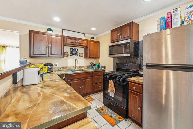 10 BENTLY LANE, Willingboro, NJ 08046