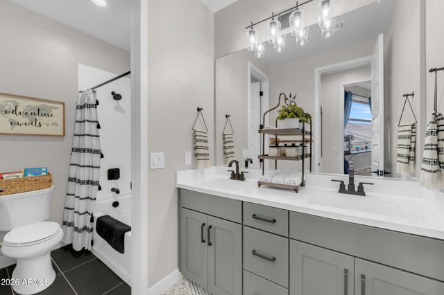 3450 E APPALOOSA Road, Gilbert, AZ 85296