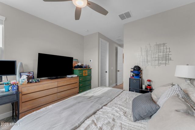 3450 E APPALOOSA Road, Gilbert, AZ 85296