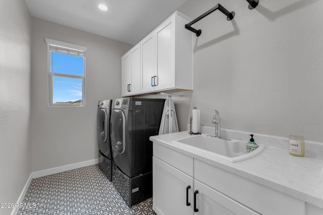 3450 E APPALOOSA Road, Gilbert, AZ 85296