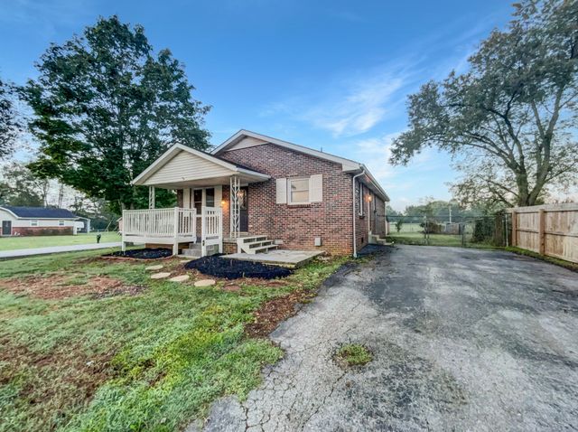 8607 Hooper St, Murfreesboro, TN 37129