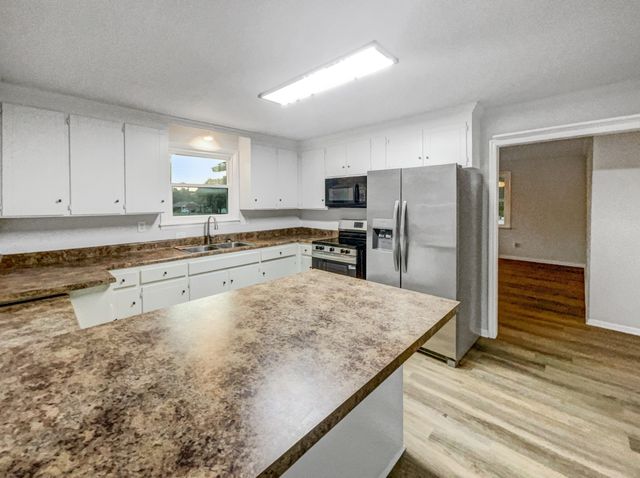 8607 Hooper St, Murfreesboro, TN 37129