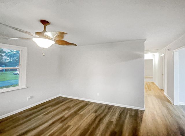 8607 Hooper St, Murfreesboro, TN 37129