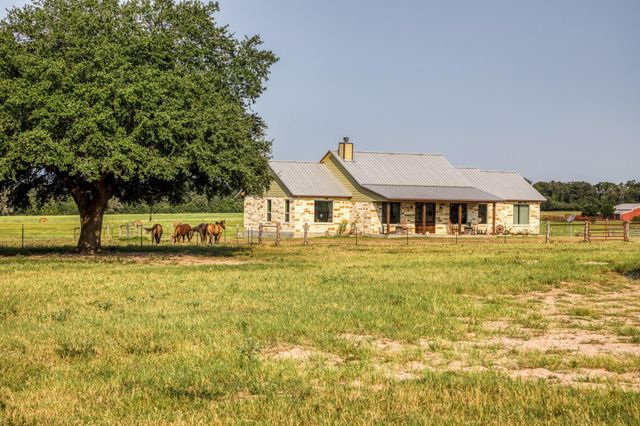 8201 Lone Star Road, Washington, TX 77880