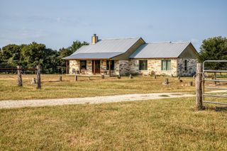 8201 Lone Star Road, Washington, TX 77880