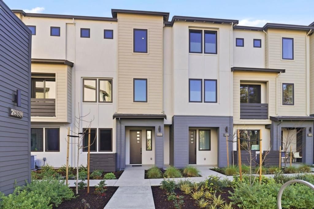 Image 1 of property listing at 1129 Esther Court, Palo Alto, CA 94303