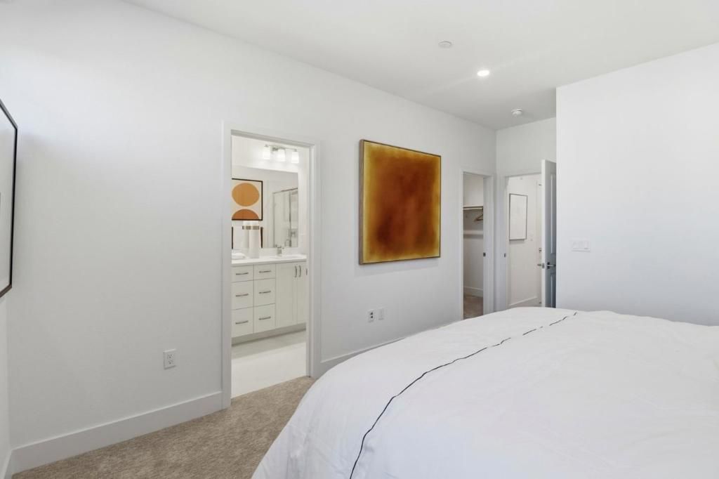 Image 10 of property listing at 1129 Esther Court, Palo Alto, CA 94303