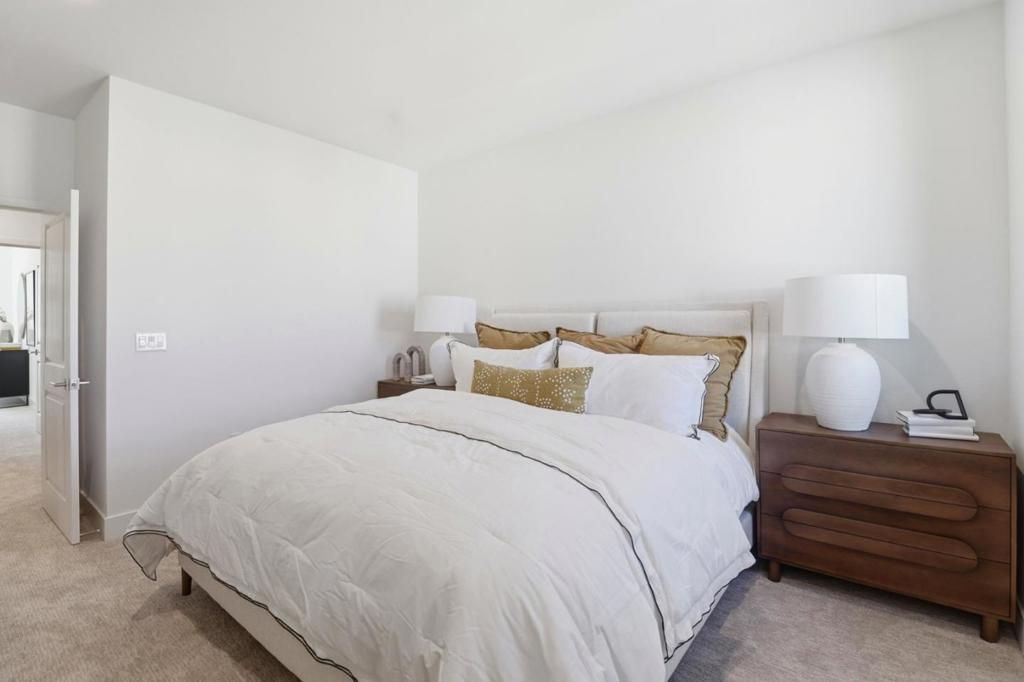 Image 9 of property listing at 1129 Esther Court, Palo Alto, CA 94303
