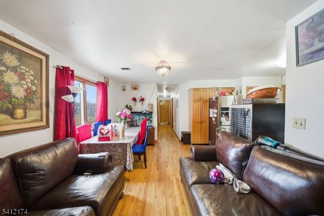595 N 5Th St, Newark City, NJ 07107