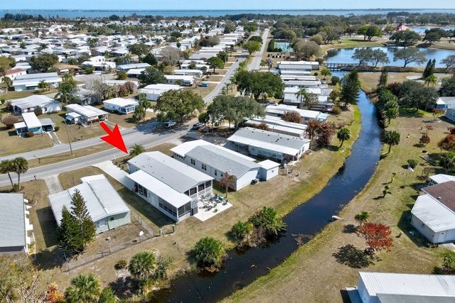 723 Barefoot Boulevard, Sebastian, FL 32976