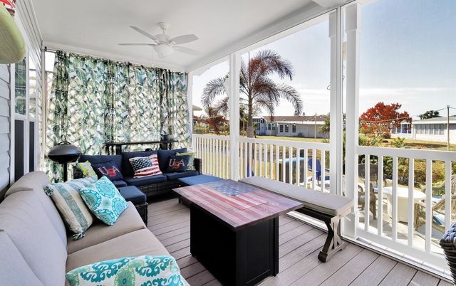 723 Barefoot Boulevard, Sebastian, FL 32976