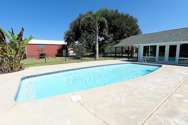 1119 Highway 20, Thibodaux, LA 70301