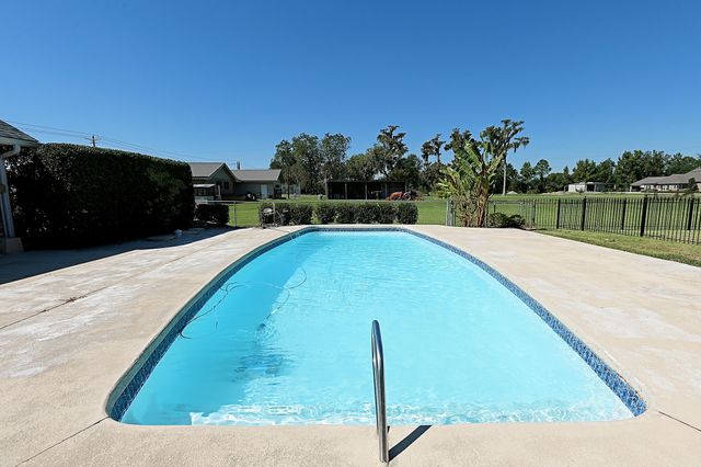 1119 Highway 20, Thibodaux, LA 70301