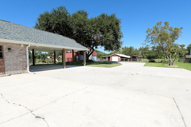 1119 Highway 20, Thibodaux, LA 70301