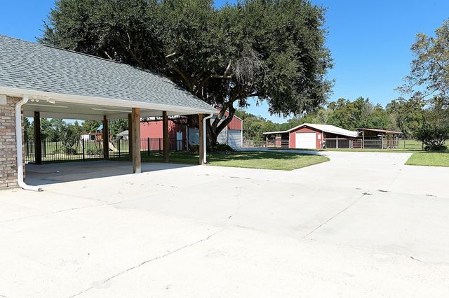 1119 Highway 20, Thibodaux, LA 70301