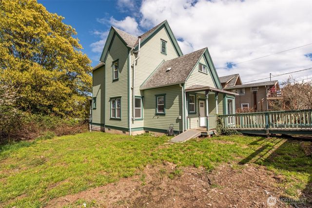 318 W 8th Street, Port Angeles, WA 98362