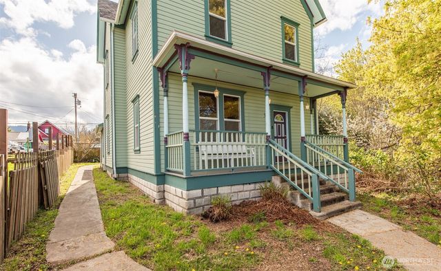 318 W 8th Street, Port Angeles, WA 98362