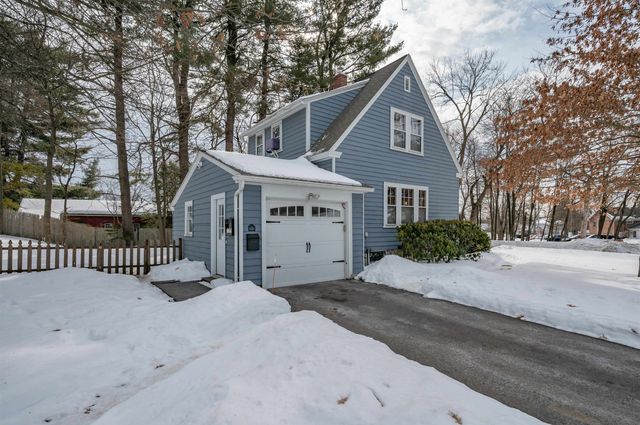 11 Pine Hill Avenue, Nashua, NH 03064