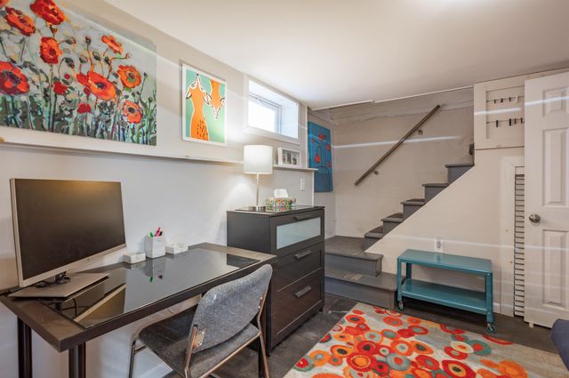 11 Pine Hill Avenue, Nashua, NH 03064