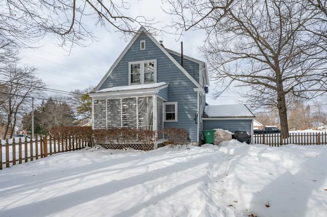 11 Pine Hill Avenue, Nashua, NH 03064