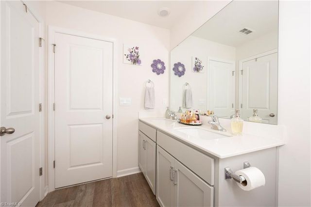 284 Lily's Place, Lexington, NC 27292