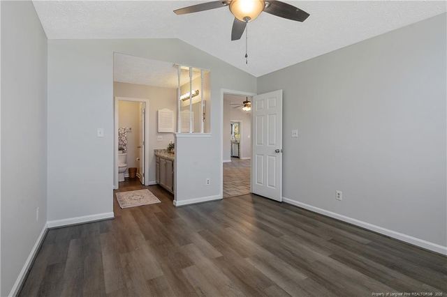 5611 Island View Drive, Hope Mills, NC 28348