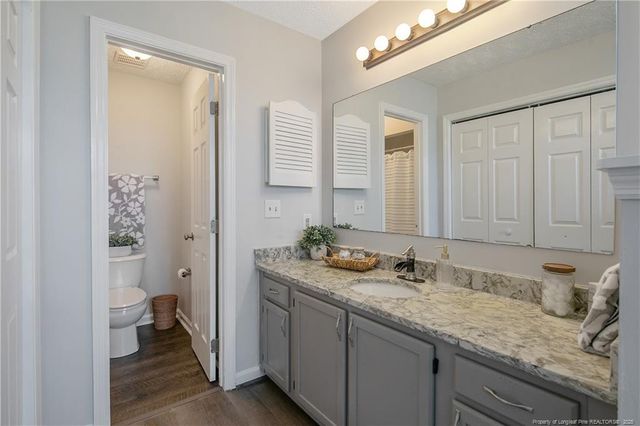 5611 Island View Drive, Hope Mills, NC 28348