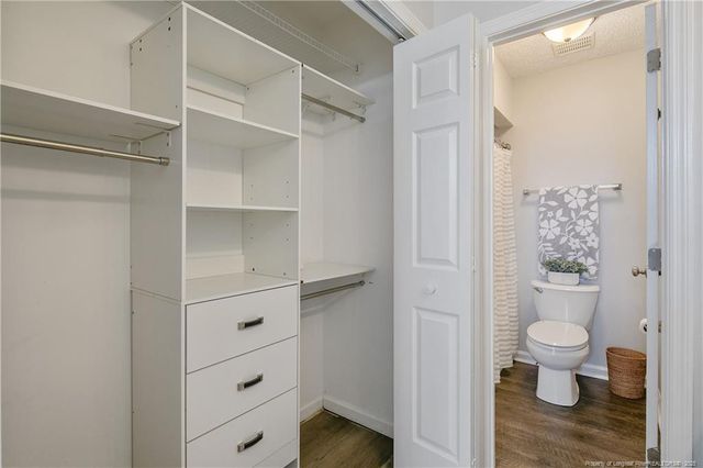 5611 Island View Drive, Hope Mills, NC 28348