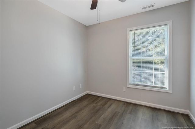 5611 Island View Drive, Hope Mills, NC 28348