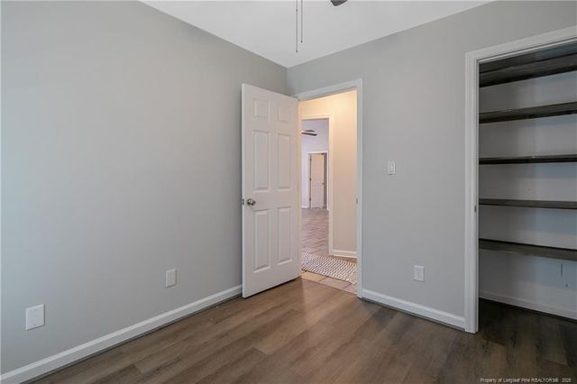 5611 Island View Drive, Hope Mills, NC 28348