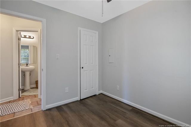 5611 Island View Drive, Hope Mills, NC 28348