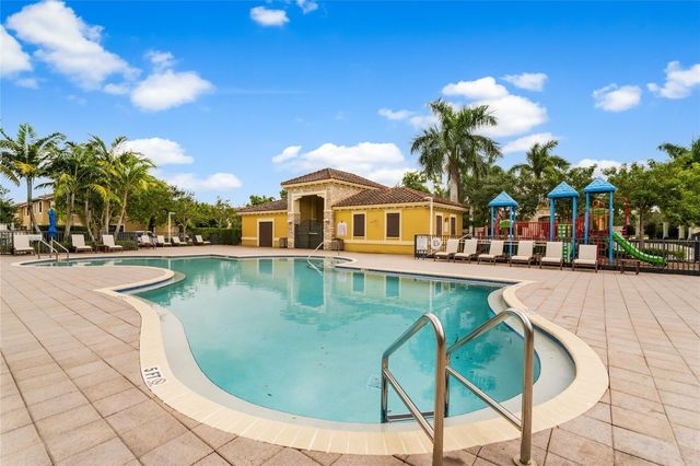 9627 Town Parc Circle, Parkland, FL 33076