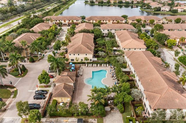 9627 Town Parc Circle, Parkland, FL 33076