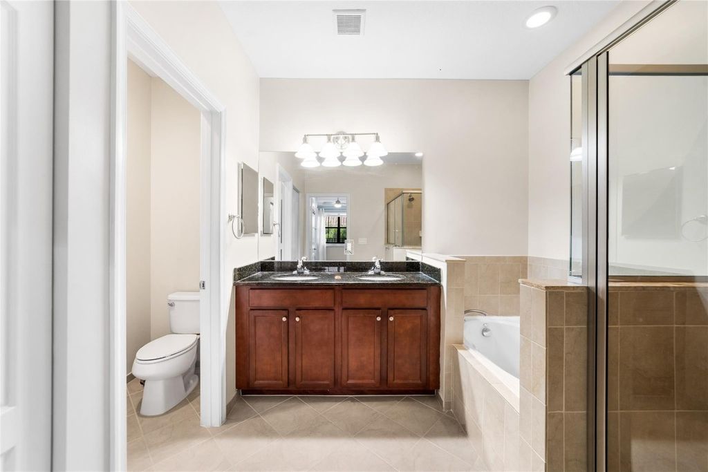 Image 22 of property listing at 9627 Town Parc Circle, Parkland, FL 33076