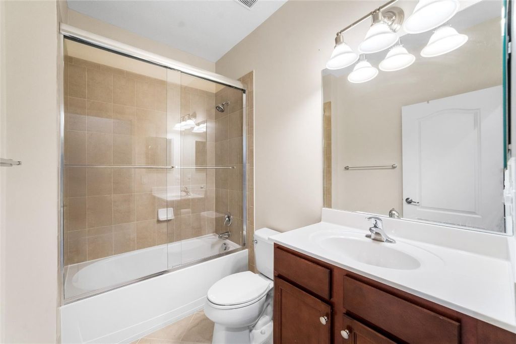 Image 30 of property listing at 9627 Town Parc Circle, Parkland, FL 33076